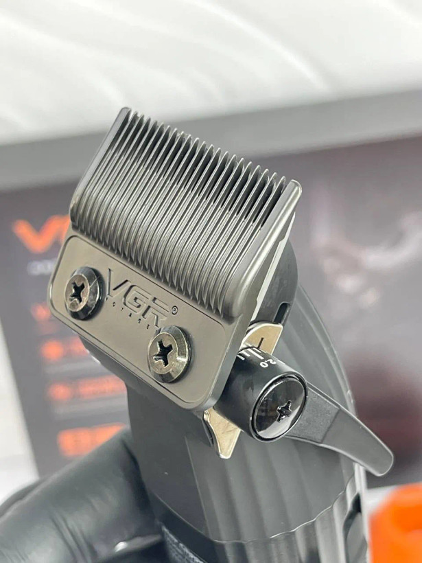 ماشین اصلاح حجم زن وی جی آر مدل VGR V-889C